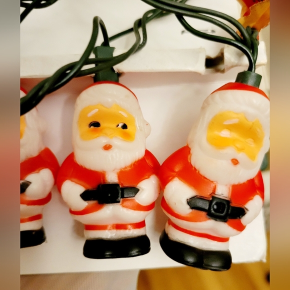Vintage GE Brand String-a-long Santa Christmas lights - Picture 5 of 7